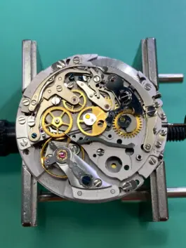 Uhrwerk Zenith 420 El Primero, Aufnahme 1 